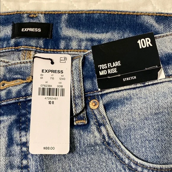 Express Light Blue Wide Leg Jeans - Picture 2 of 3